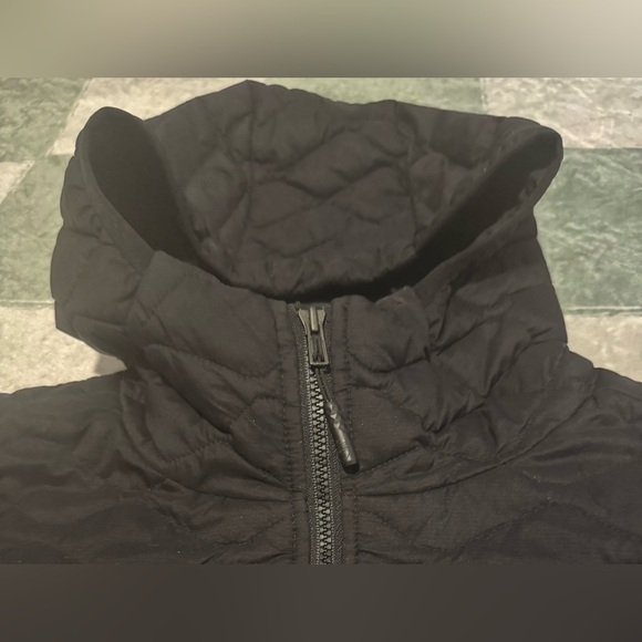 The North Face Black Quilted Jacket Size Large - Picture 2 of 7